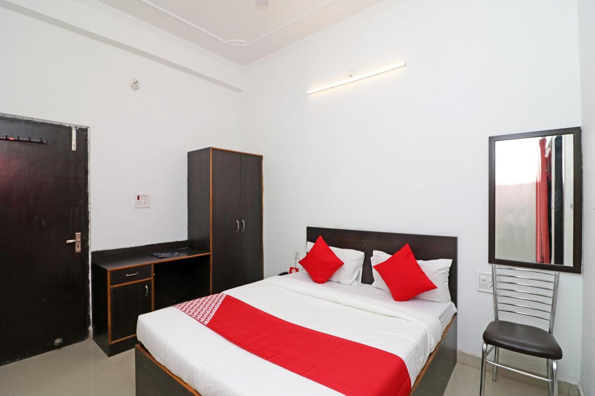 Hotel O Mid Town Ojus Tower Rudrapur Экстерьер фото